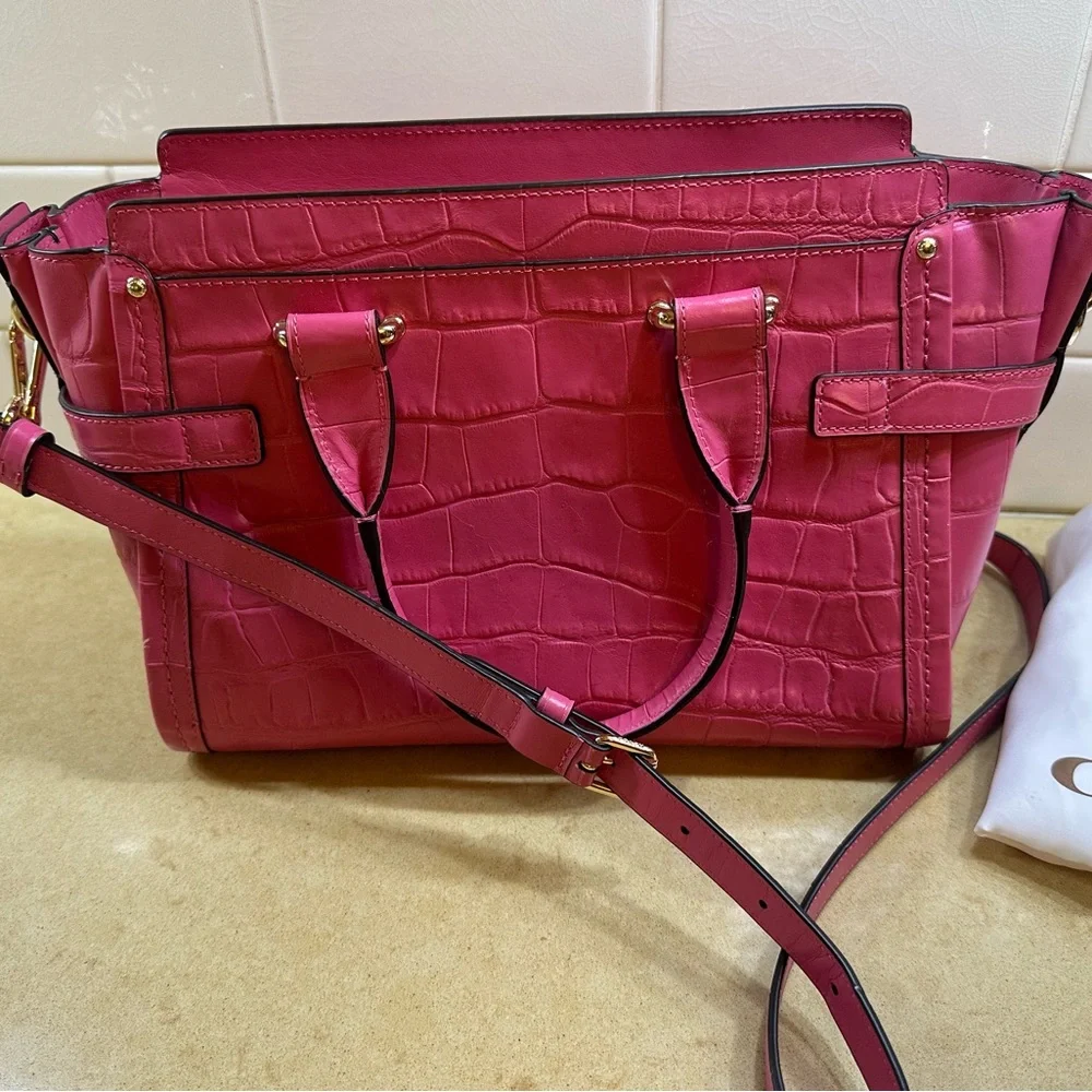 NWT Coach Swagger 27 Dahlia Pink Croc-Embossed crossbody purse/satchel. - Picture 11 of 12